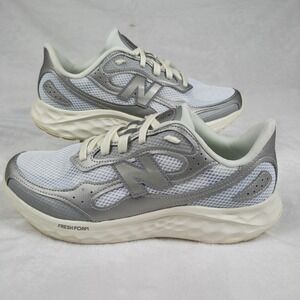 New Balance Arishi v4 Running Shoes Womens 10.5 Mens 9 Fresh Foam Mesh Sneakers